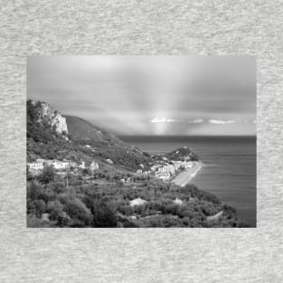 Varigotti e Punta Crena, 2013 T-Shirt